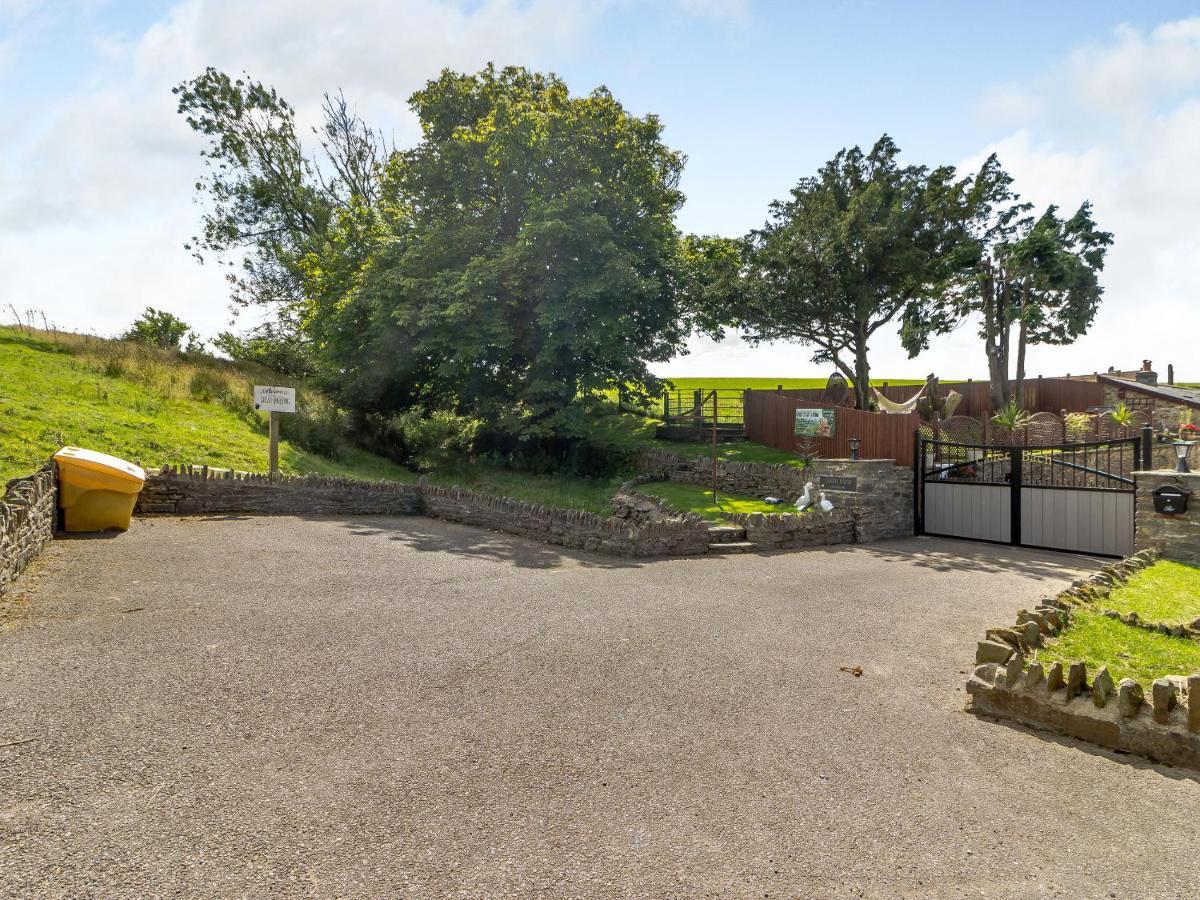 Caner Bach Lodge Bridgend  Eksteriør bilde